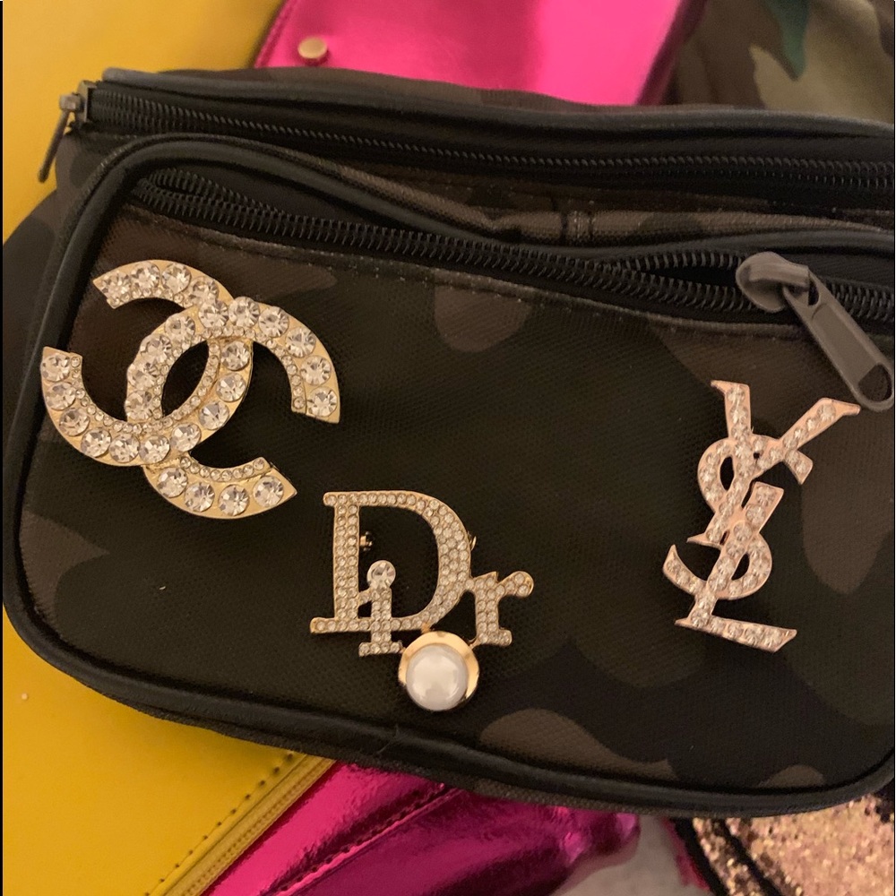 Camo brooch fanny pack